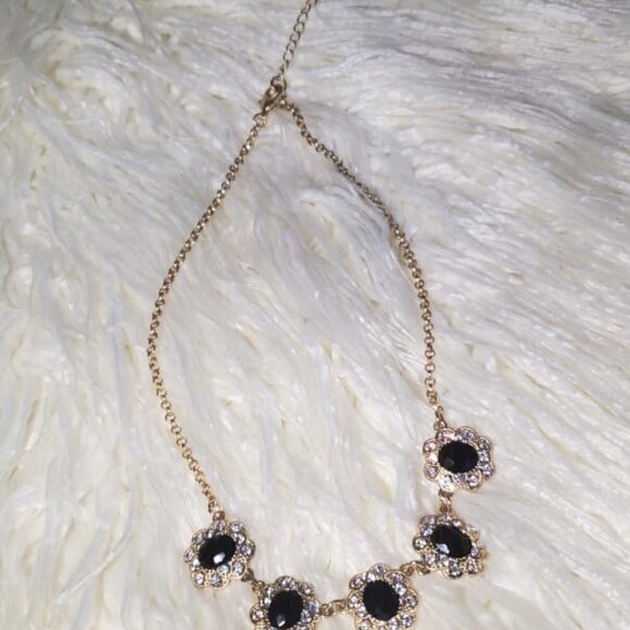 💃Designer Chain Necklace With Dazzling Crystal Stones🌴 - Picture 5 of 8